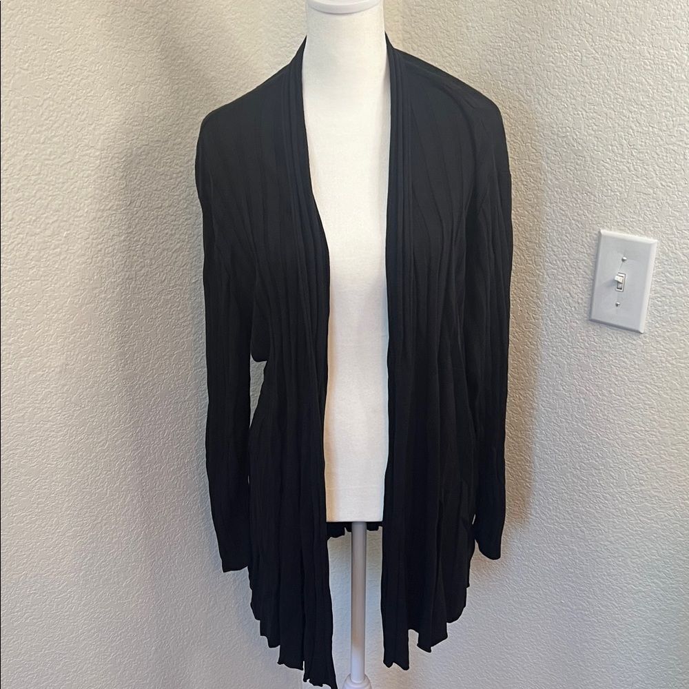 Bloom Chic Black Open Front Women's Sweater Size 14-16